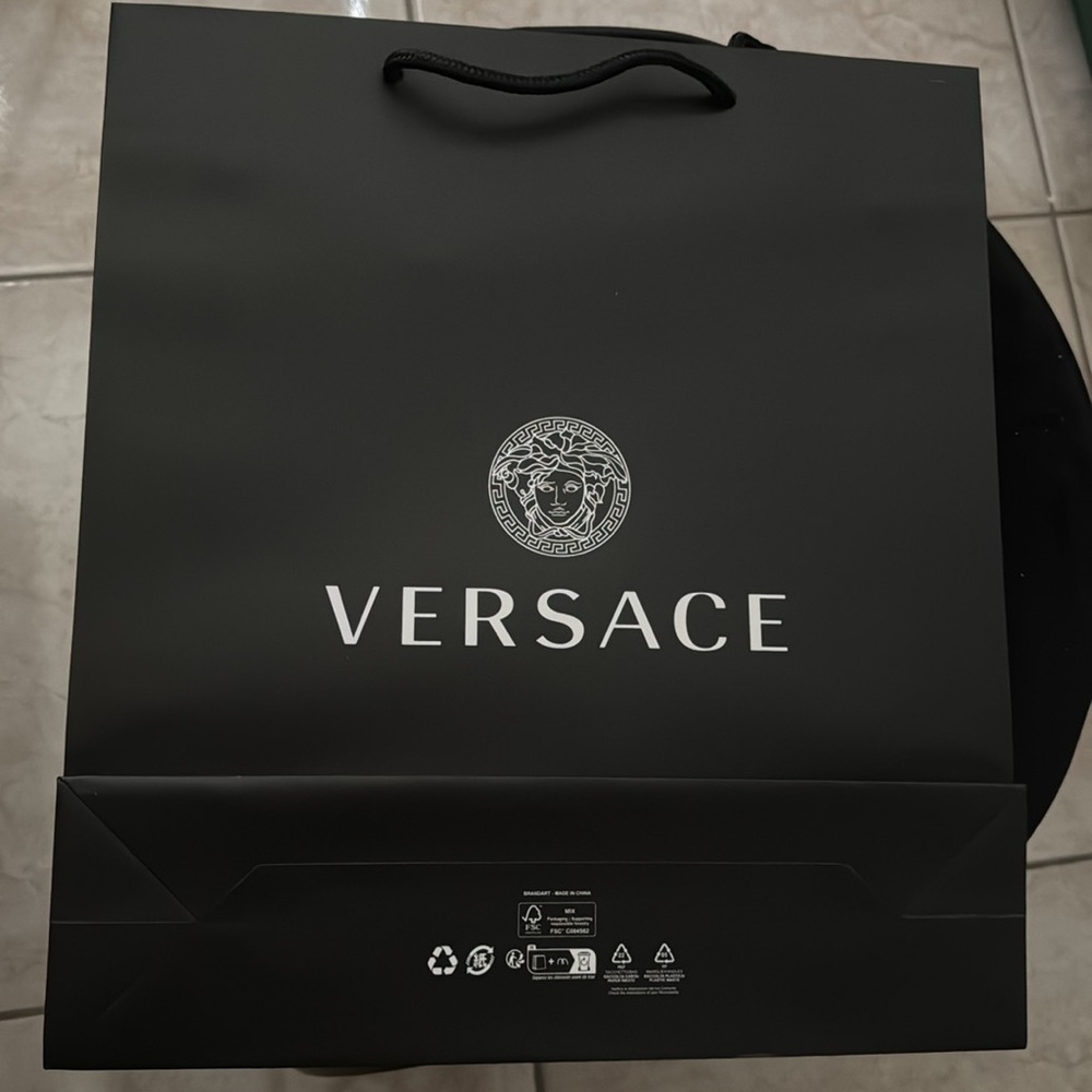 Elegant black bag in new condition ☺️ - Picture 9 of 9